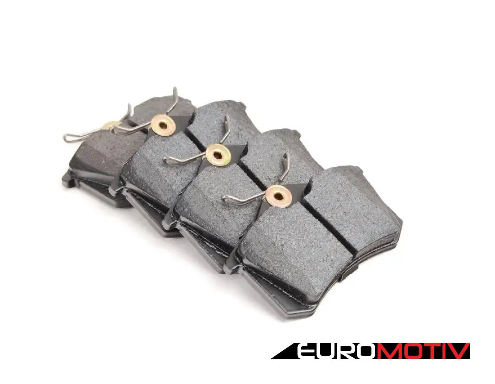 Front & Rear Brake Pad Kit