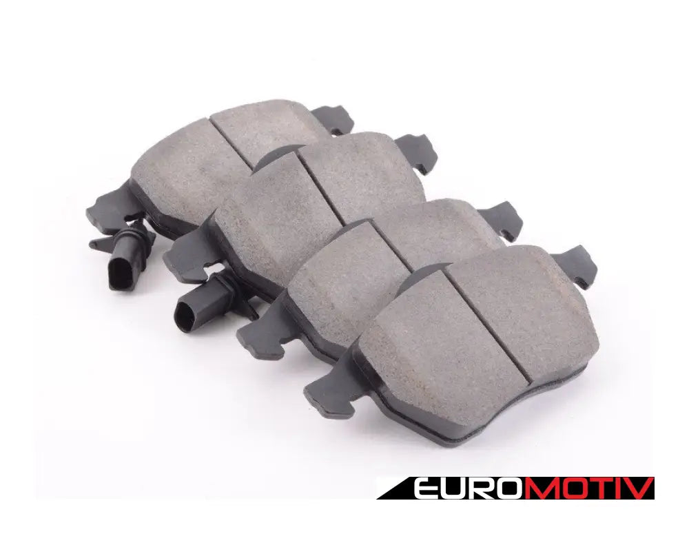 Front Stoptech Sport Brake Pad Set