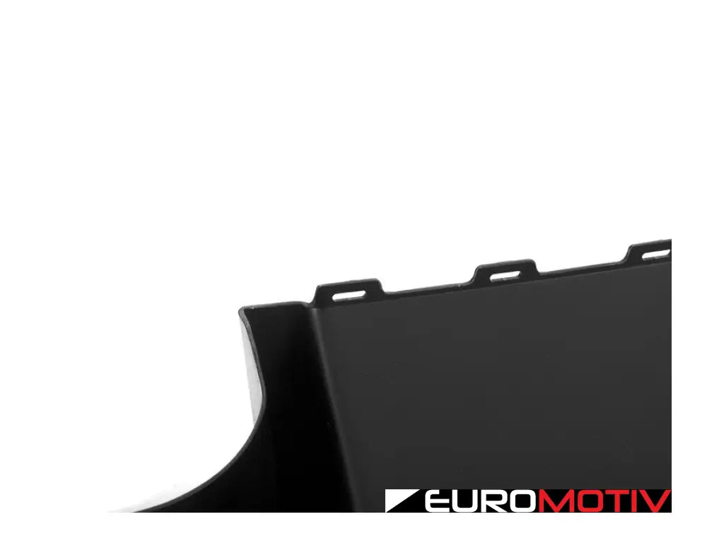 G87 M2 Gloss Black Rear Diffuser