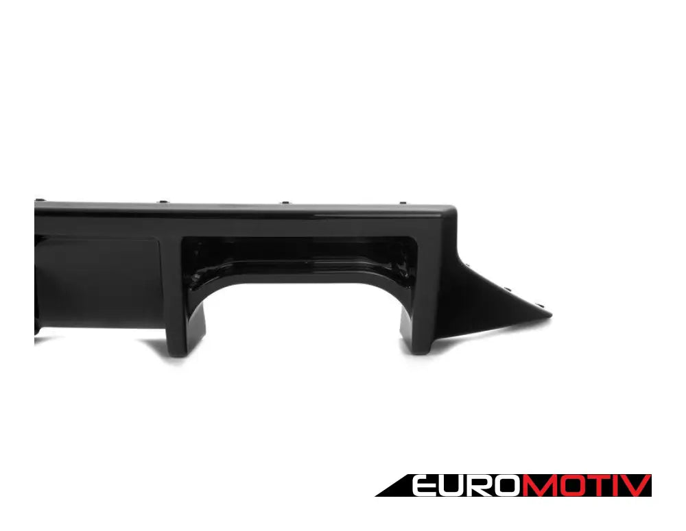 G87 M2 Gloss Black Rear Diffuser