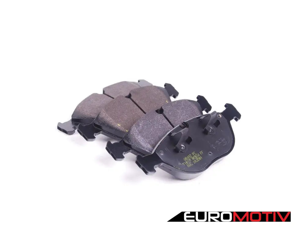 Hawk Performance Ceramic Brake Pad Set