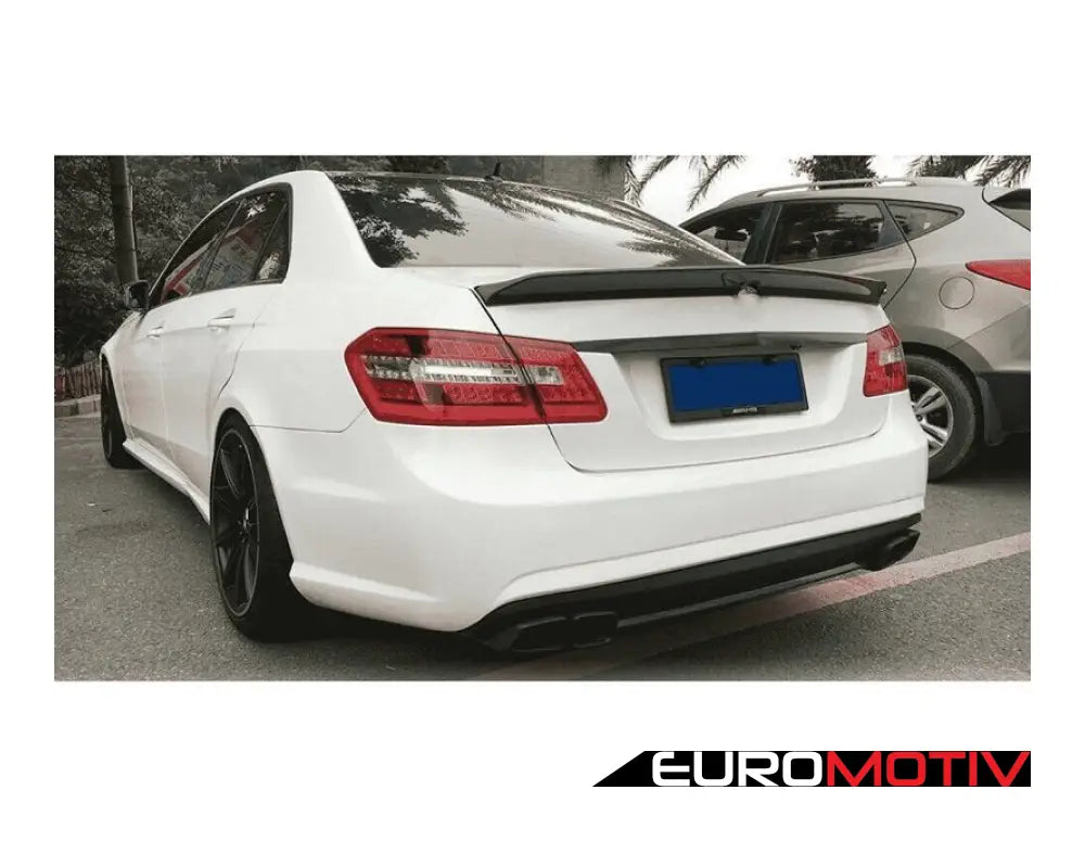 Highkick W212 Carbon Fiber Trunk Spoiler