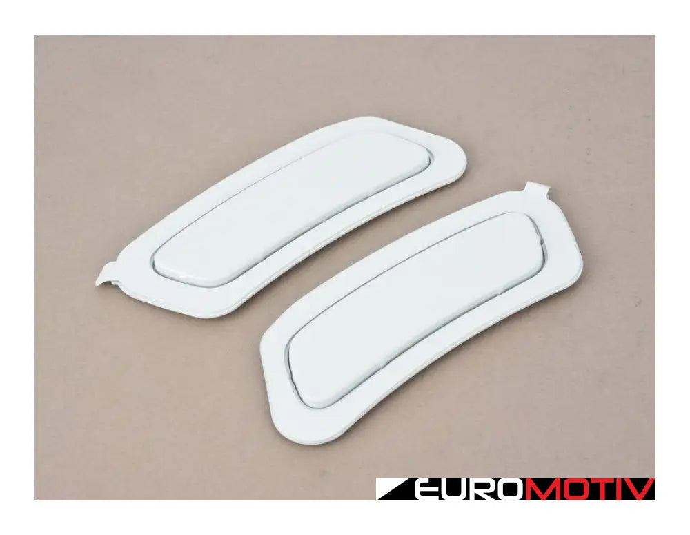 Ind Mk8 Painted Front Reflector Set - Pure White