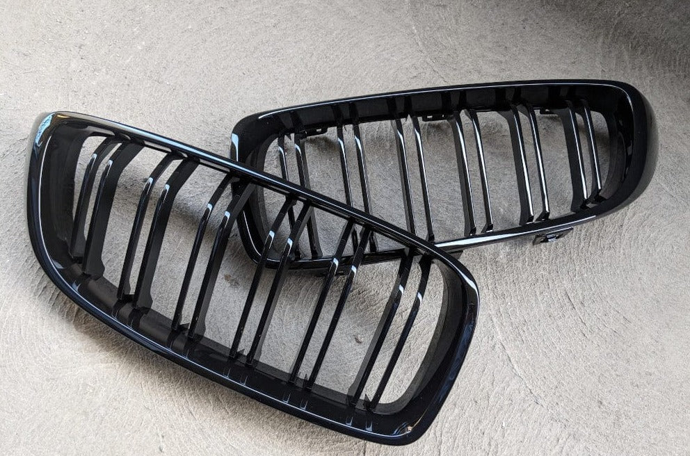 2014+ BMW 4 Series (F32 / F33 / F36) M Inspired Dual Slat Kidney Grilles (Various Finishes) [Fits OEM F82 M4 & F80 M3]