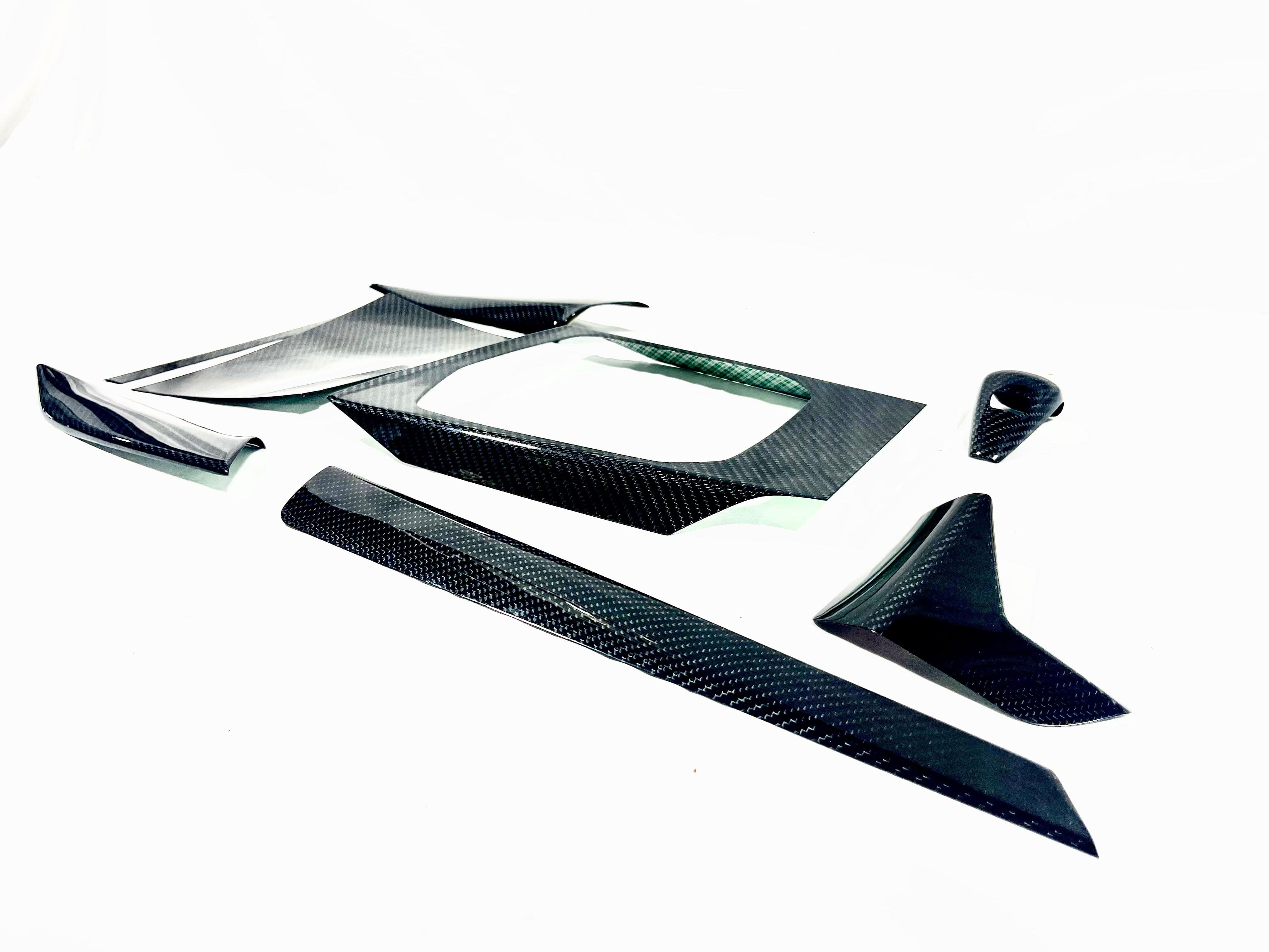 BMW G20 3 Series Pre-LCI Carbon Fiber Interior Trim Overlay Kit