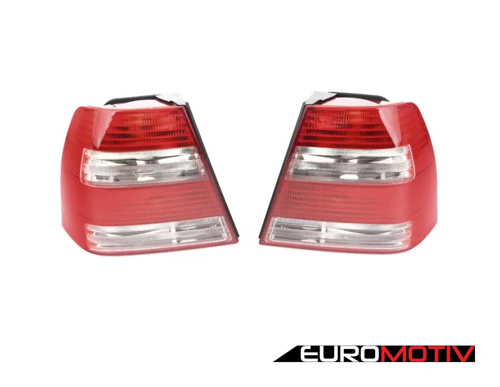 Late Sedan Tail Light Set