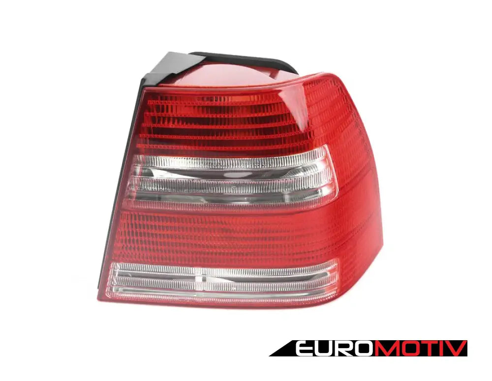 Late Sedan Tail Light Set