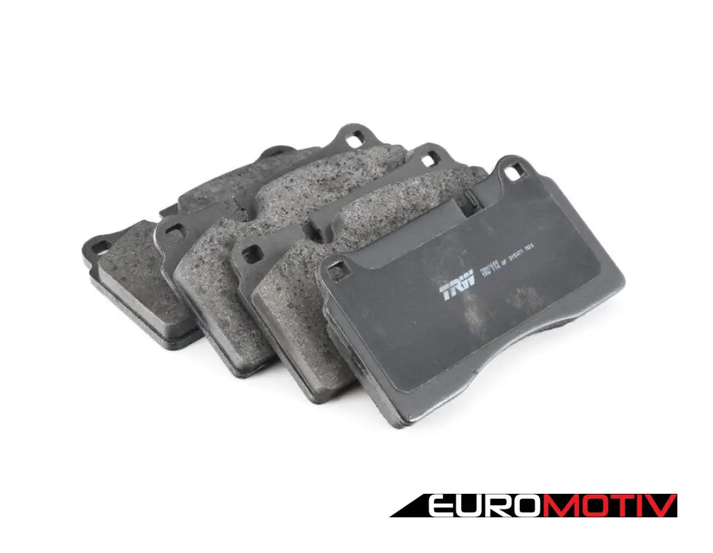 Low-Metallic Front Brake Pad Set