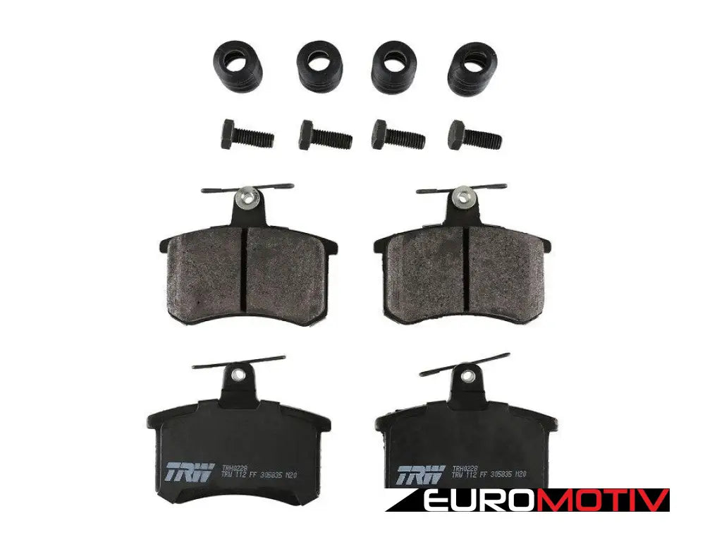 Low-Metallic Rear Brake Pad Set