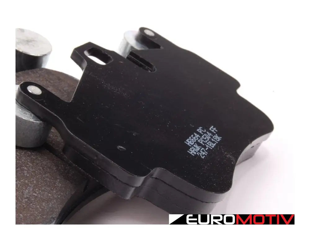 Performance Ceramic Brake Pad Set