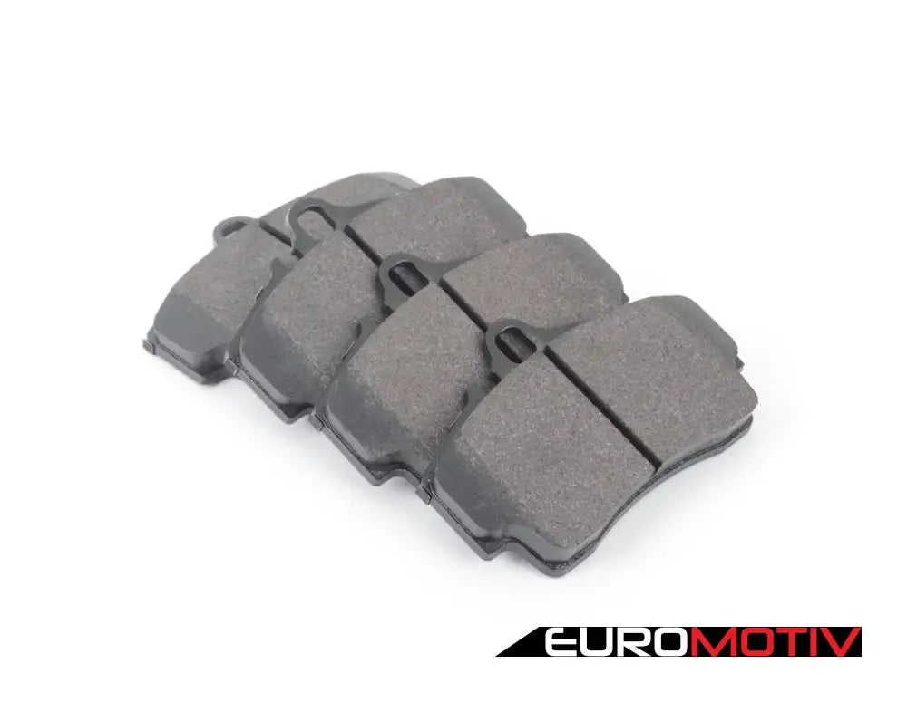 Performance Ceramic Brake Pad Set