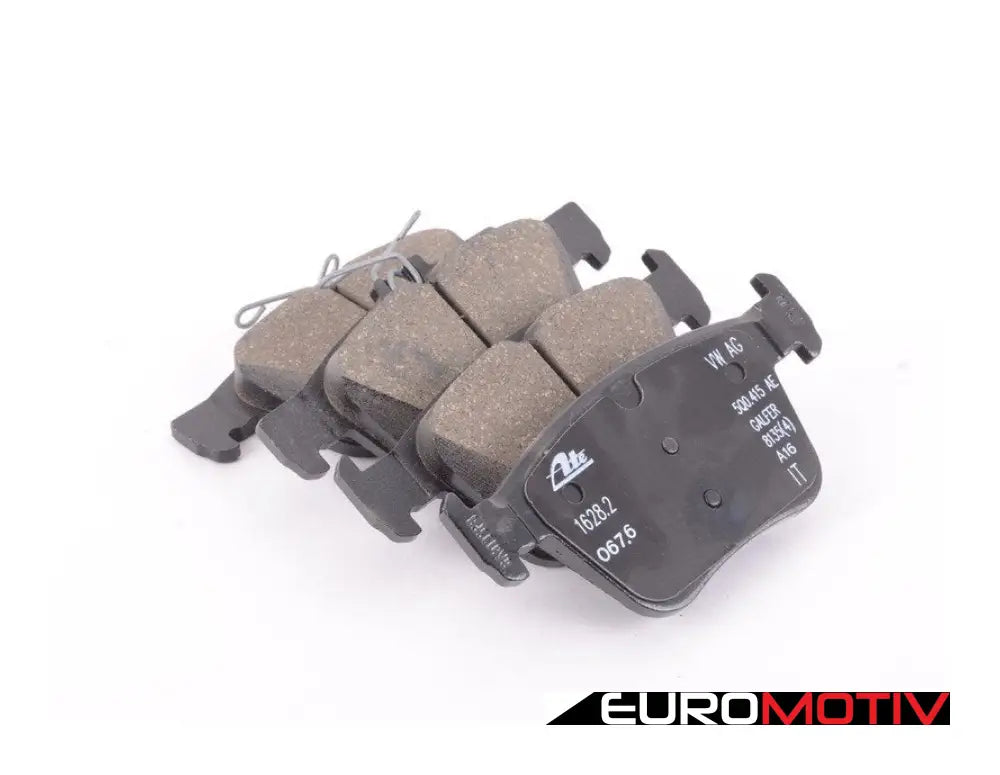 Rear Brake Pad Set