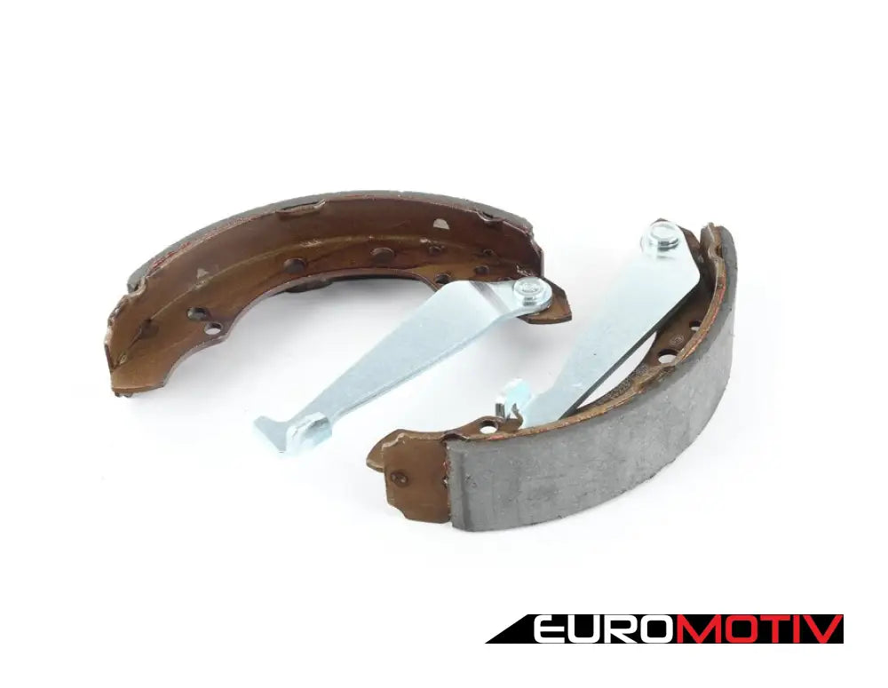 Rear Brake Shoe Set