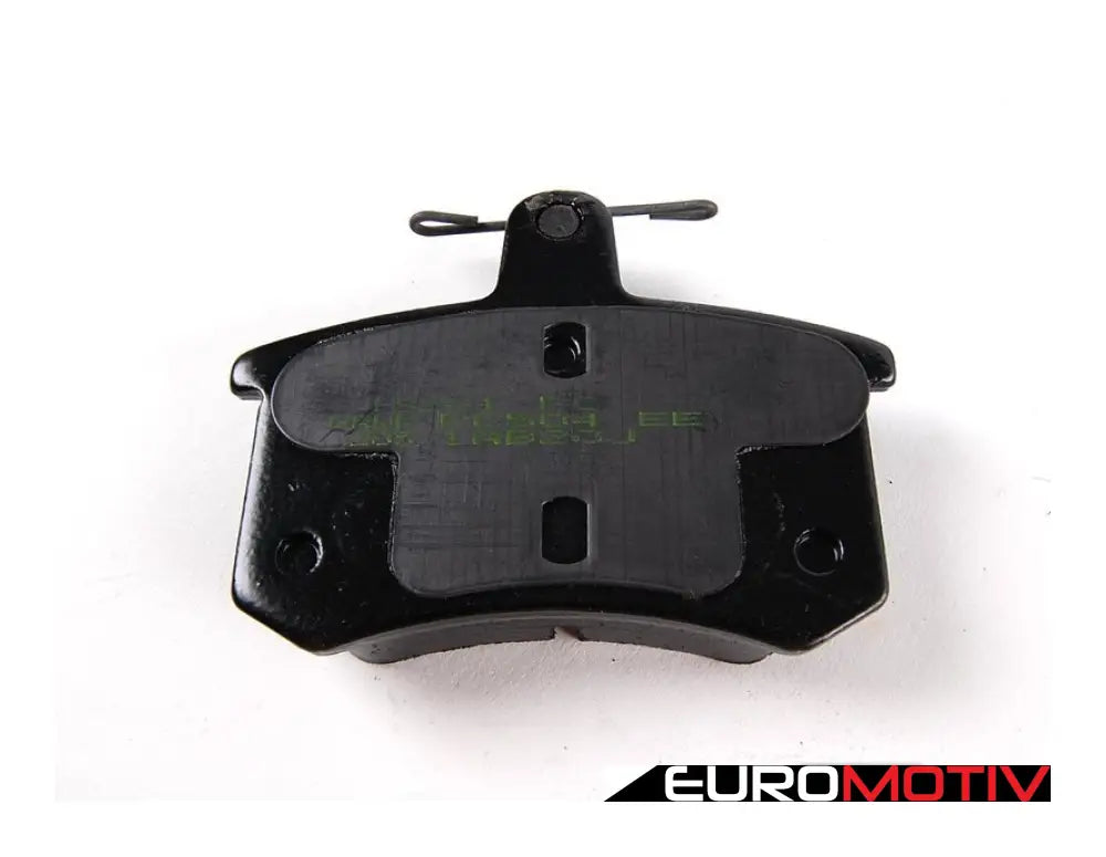 Rear Performance Ceramic Brake Pad Set