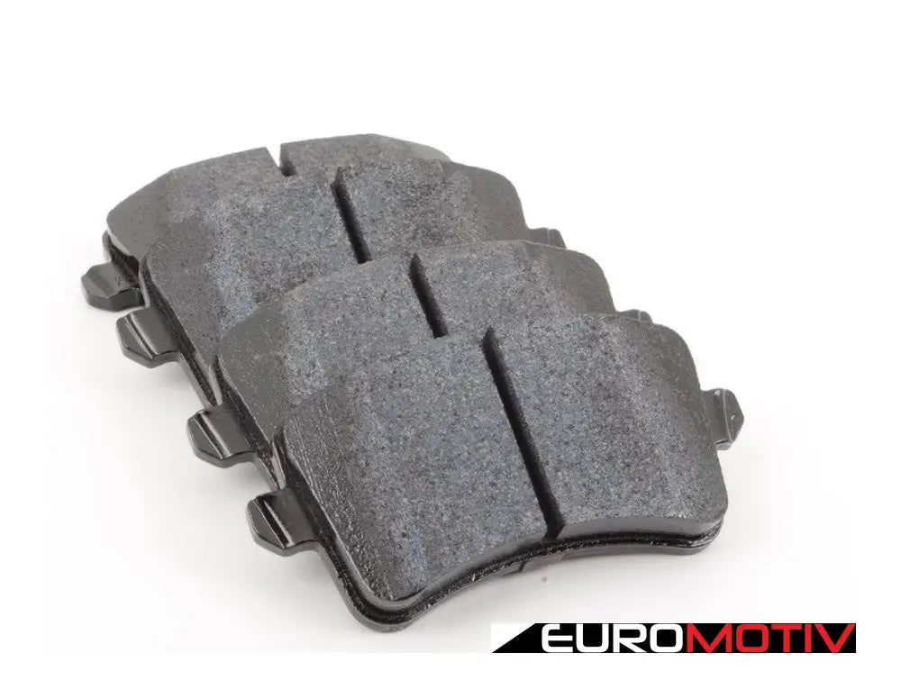 Rear Performance Ceramic Brake Pad Set