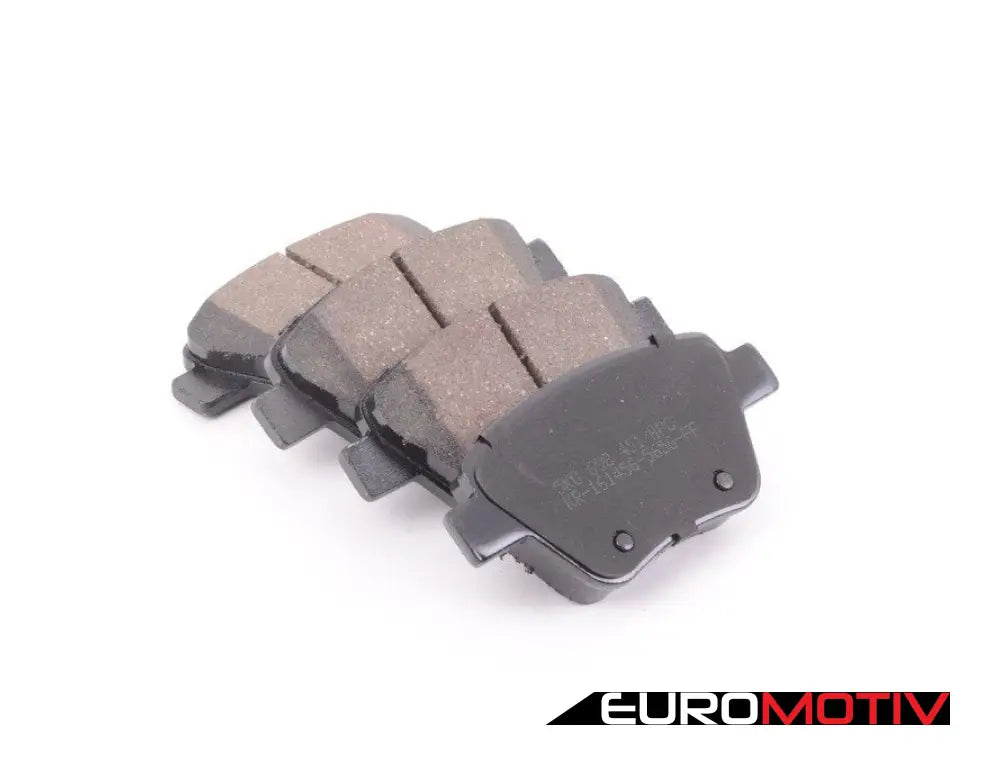 Rear Premium Ceramic Brake Pad Set