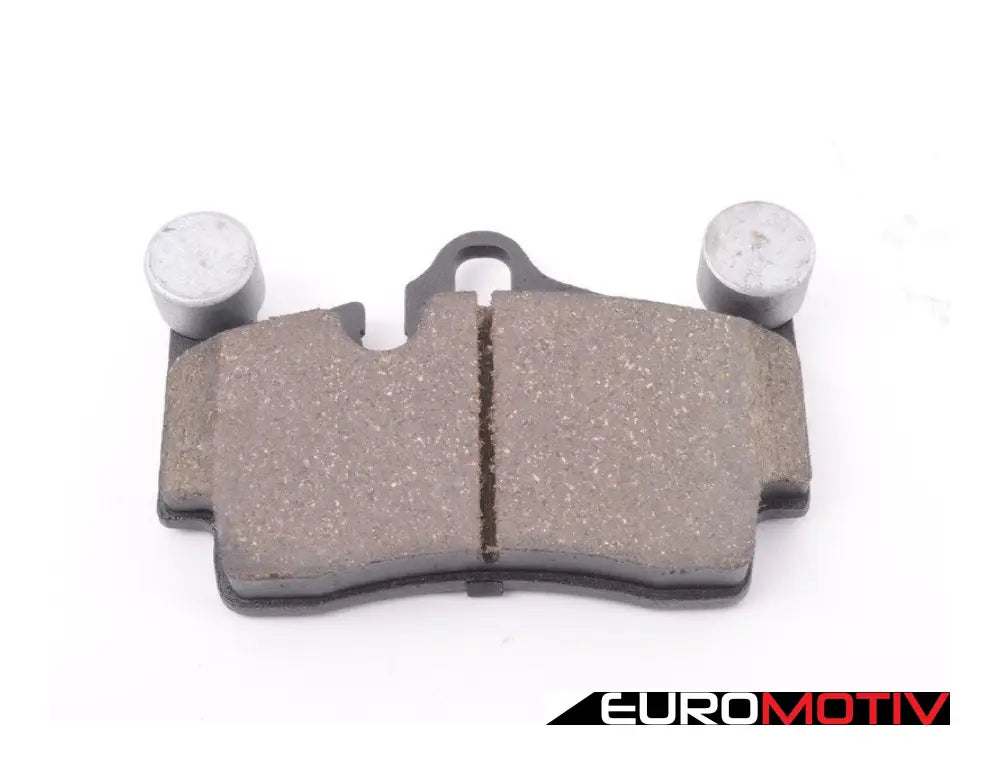 Rear Premium Ceramic Brake Pad Set