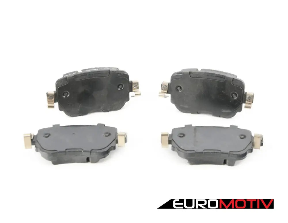 Rear Stoptech Street Brake Pad Set - With Hardware