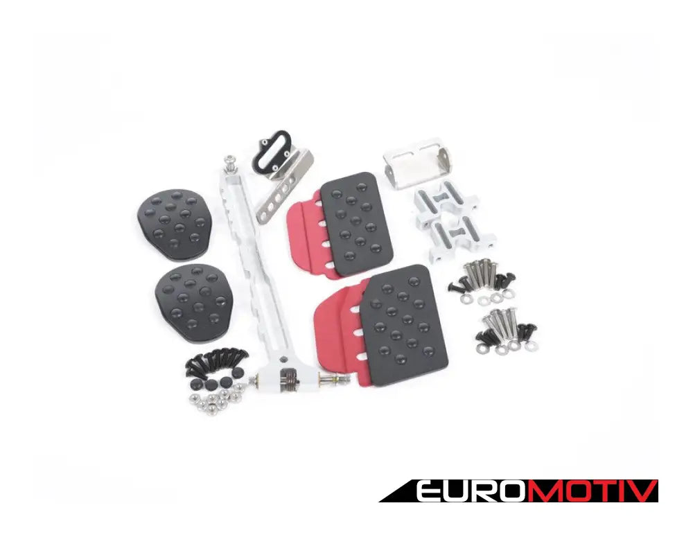 Rennline (Rev2) - 3Pc Pedal Set Rubber Grip Black Pedals / Red Extensions