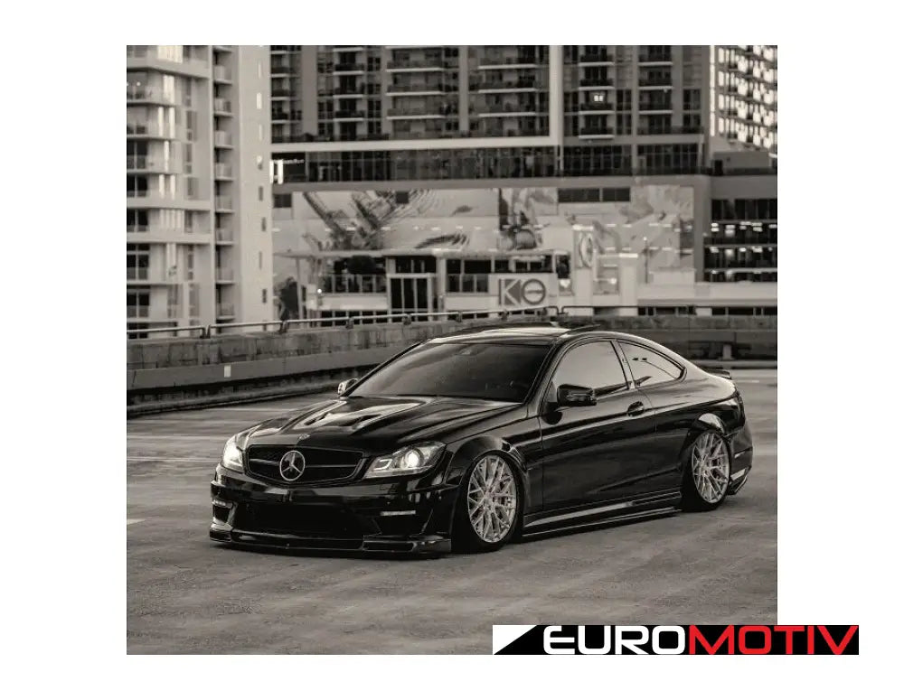 Rs Designed W204 Facelift C63 Carbon Fiber Front Lip