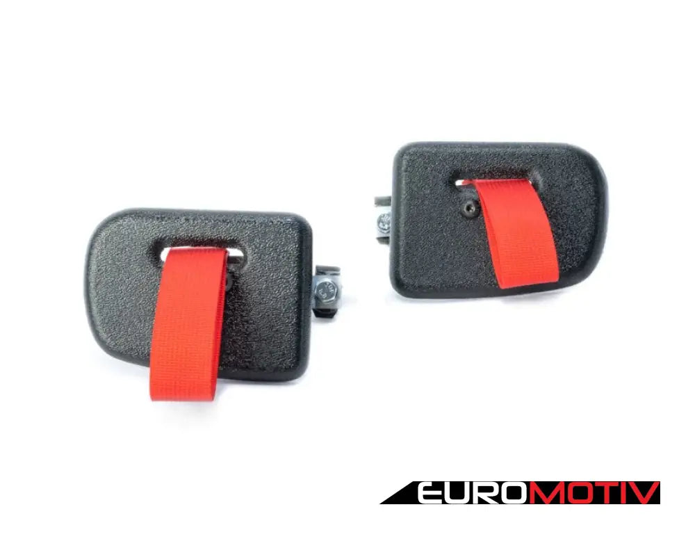 ’Rs’ Door Pull Strap Conversion Kit - Red