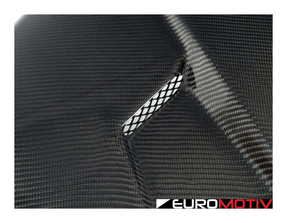 Rz Designed E82 Carbon Fiber Hood