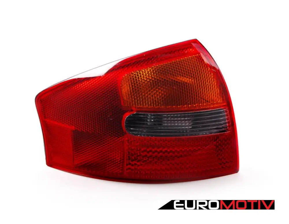 Tail Light Assembly - Left