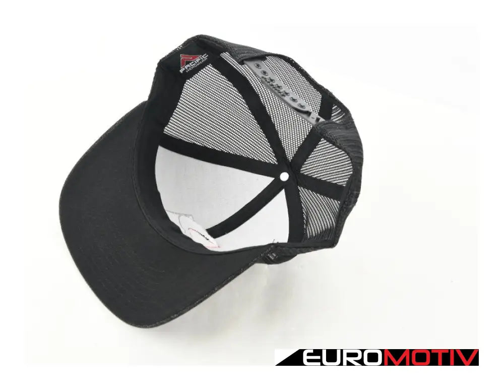 Trucker Hat - R-Curve