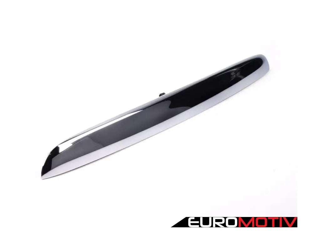 Trunk Lid Grip - Chrome