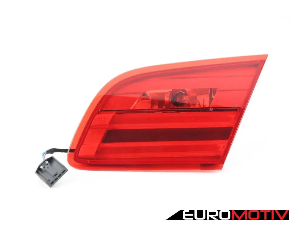 Trunk Mounted Tail Light - Right