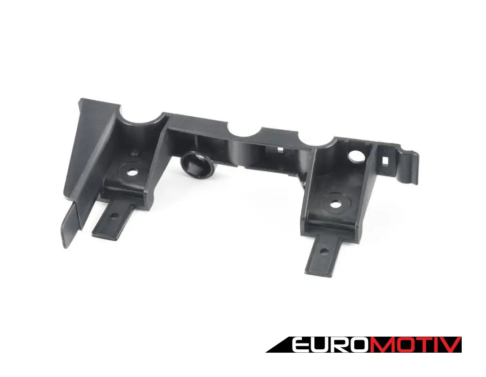 Upper Coolant Pipe Fastening Bracket