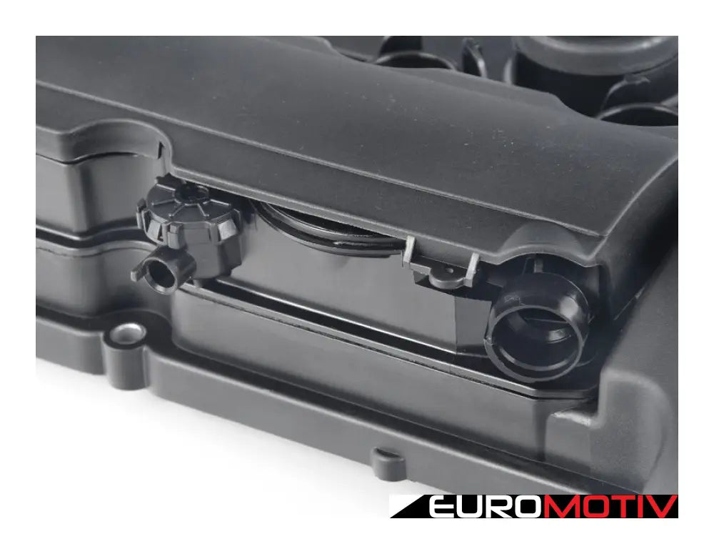 Valve Cover With Pcv