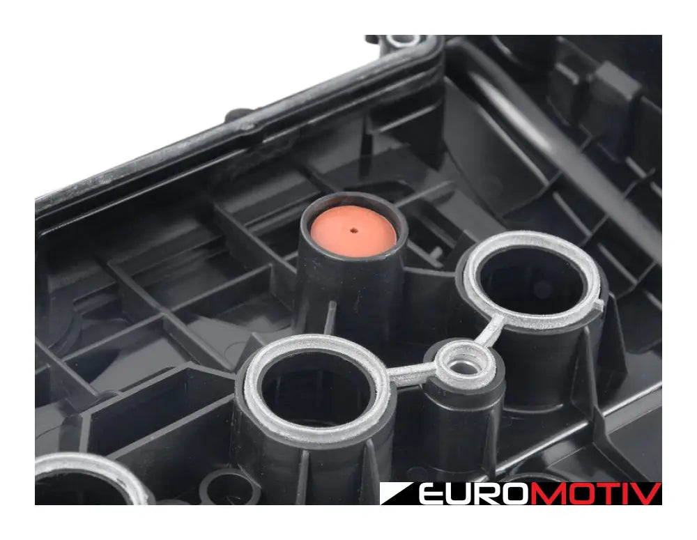 Valve Cover With Pcv