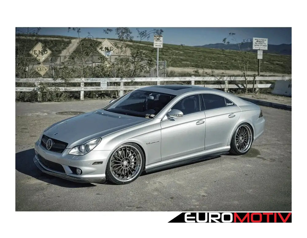 W219 Carbon Fiber Side Skirt Extensions