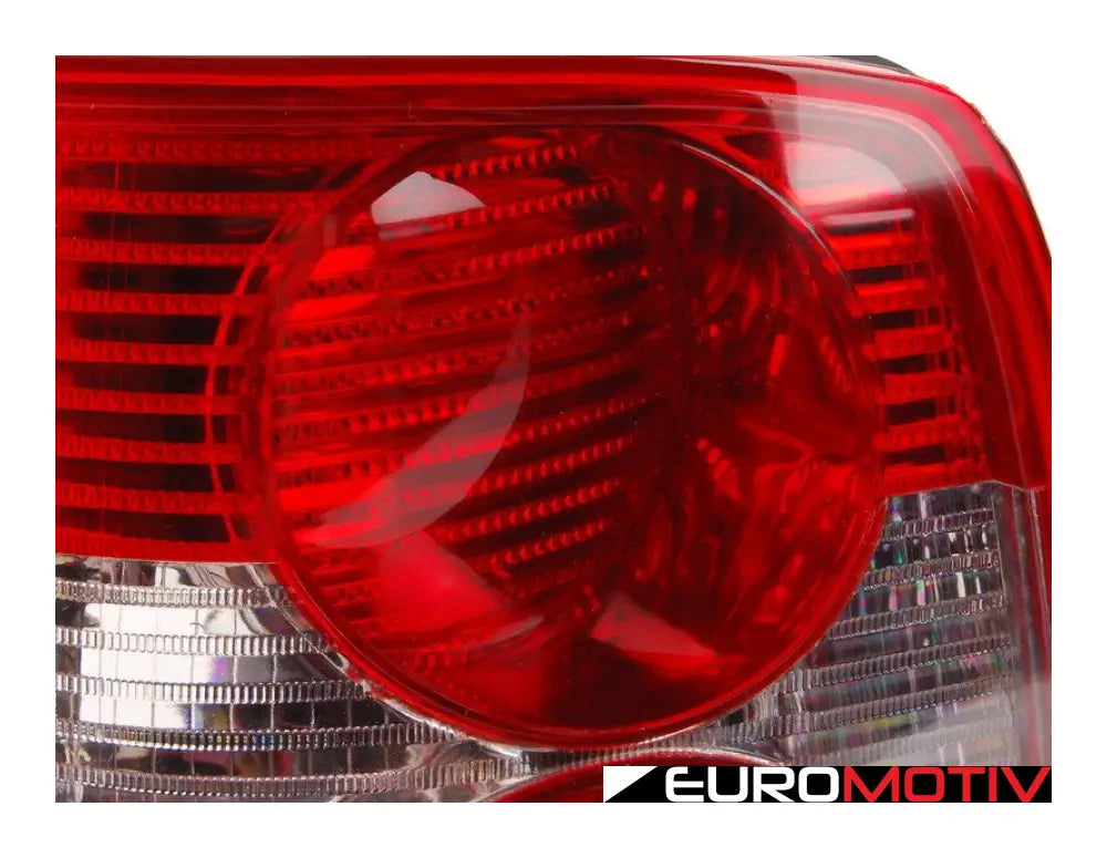 Wagon Tail Light - Pair