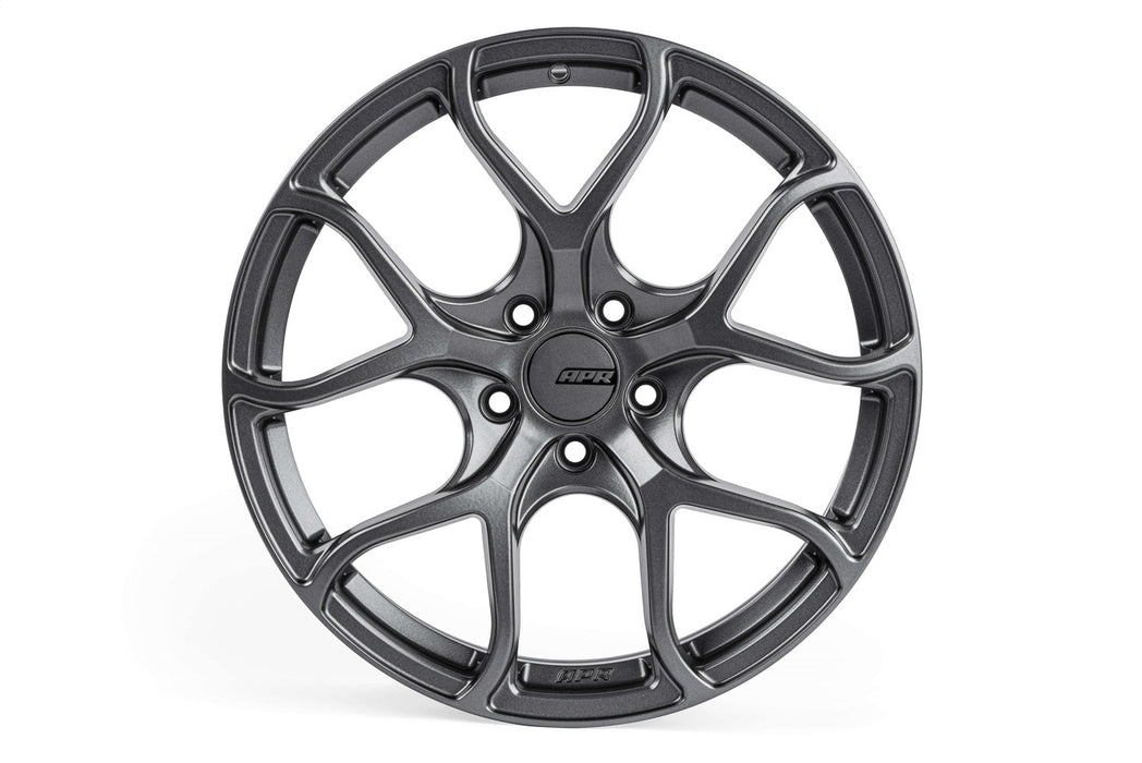 APR Flow Formed Wheels; 18 x 8.5 in. ET45; 18.5 lbs.; Gunmetal Grey; - WHL00016